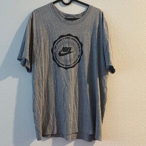 Nike Heather Gray Men's Short Sleeve Tee